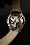 Bild in Galerie-Betrachter laden, H.Moser & Cie Endeavour Monard Centre Seconds 343505015 Box + og. Papiere Platinum
