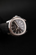 Bild in Galerie-Betrachter laden, Patek Philippe Aquanaut 5165A-001 Box + og. Papiere 38mm, Rare, Service Papers
