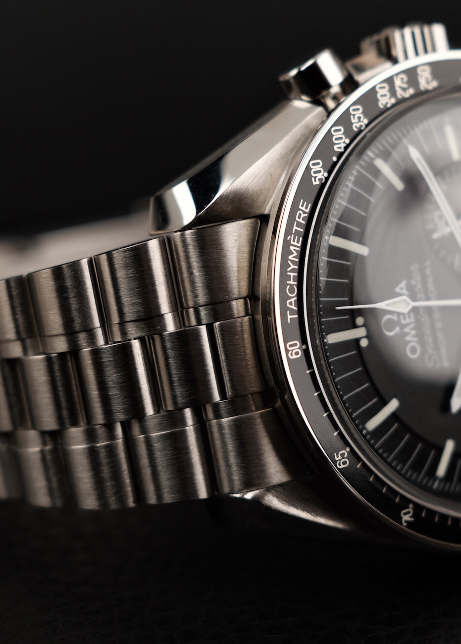 Omega Speedmaster Professional Moonwatch 31030425001001 Box + og. Papiere German Delivered, First Buyer's Invoice