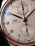 Cargar la imagen en la vista de la galería, IWC Portugieser Chronograph Classic IW390301 Box + og. Papiere SERVICED by IWC 2023
