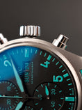 Carica l'immagine nel visualizzatore della galleria, IWC Pilot Watch F1 Petronas IW388108 Box + og. Papiere New
