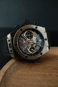 Bild in Galerie-Betrachter laden, Hublot Big Bang Unico 441MX1138RX Box + og. Papiere Full Magic Gold Big Limited to 200 pieces, First Buyer's Invoice
