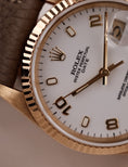 Bild in Galerie-Betrachter laden, Rolex Oyster Perpetual Date 15238 Box + og. Papiere
