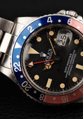 Bild in Galerie-Betrachter laden, Rolex GMT-Master "Pepsi" 16750 Box Matte Tritium Dial and Hands Rolex Service 2017
