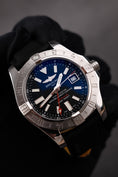 Load image into Gallery viewer, Breitling Avenger II GMT A3239011/BC35 Original Papiere
