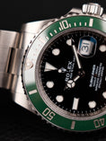 Bild in Galerie-Betrachter laden, Rolex Submariner Date "Starbucks" MK I 126610LV Box + og. Papiere
