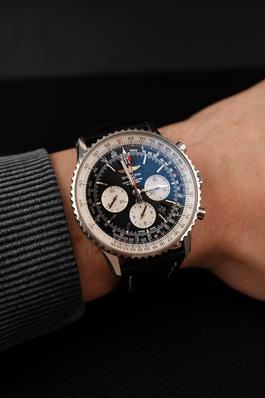 Breitling Navitimer 01 46 AB012721/BD09 Box + og. Papiere Black Dial, First Buyer's Invoice, German Delivered