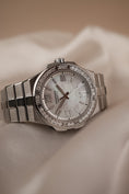 Load image into Gallery viewer, Chopard Alpine Eagle 298601-3002 Box + og. Papiere Small, Mother of Pearl, Diamonds, Small Chopard Service 2024, German Delivered
