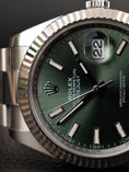 Bild in Galerie-Betrachter laden, Rolex Datejust 41 Mintgreen 126334 Box + og. Papiere Oyster
