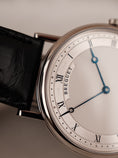 Charger l'image dans la visionneuse de la galerie, Breguet Classique 5157BB/11/9V6 Box + og. Papiere Breguet Service 2023
