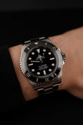 Bild in Galerie-Betrachter laden, Rolex Submariner (No Date) 124060 Box + og. Papiere
