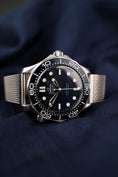 Load image into Gallery viewer, Omega Seamaster Diver 300 M 21030422003002 Box + og. Papiere James Bond 60th Anniversary Special Edition, New, German Delivered, Partly Stickered
