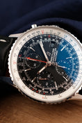 Bild in Galerie-Betrachter laden, Breitling Navitimer 41 A13324 Box + og. Papiere
