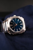 Bild in Galerie-Betrachter laden, Bulgari Octo Solotempo 38mm 102429 Box + og. Papiere Blue Dial
