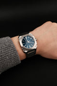 Bild in Galerie-Betrachter laden, Bulgari Octo Solotempo 38mm 102429 Box + og. Papiere Blue Dial
