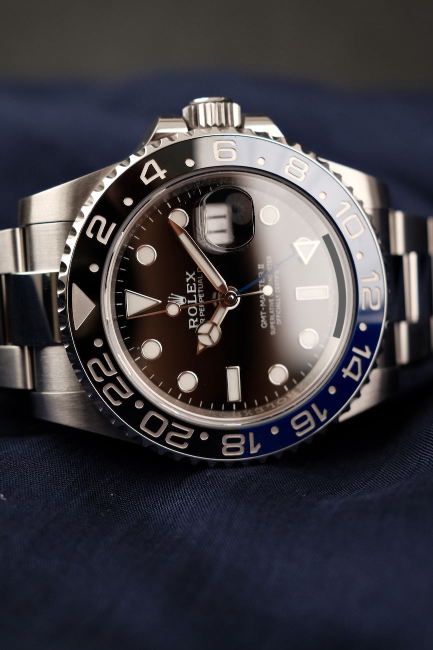 Rolex GMT-Master II "Batman" 116710BLNR Box + og. Papiere LC 100 German Delivered