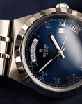 Bild in Galerie-Betrachter laden, Tudor Royal 28600 Box + og. Papiere Blue Dial, First Buyer's Invoice, German Delivered
