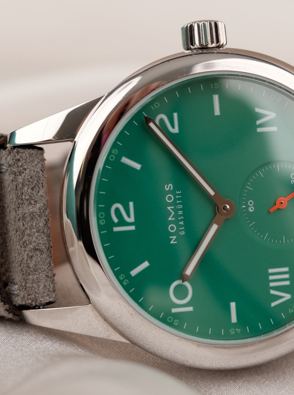 Nomos Club Campus Electric Green 715 Box + og. Papiere