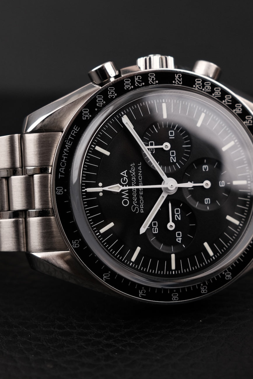 Omega Speedmaster Professional Moonwatch 31030425001002 Box + og. Papiere