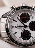 Carica l'immagine nel visualizzatore della galleria, Omega Speedmaster Date 32330404004001 Box + og. Papiere LC DE
