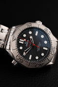 Load image into Gallery viewer, Omega Seamaster Professional Chronometer 21030422001002 Box + og. Papiere "Nekton"
