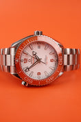 Carica l'immagine nel visualizzatore della galleria, Omega Seamaster Planet Ocean 600M 21530442104001 Box + og. Papiere Orange, German Delivered
