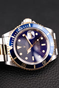 Carica l'immagine nel visualizzatore della galleria, Rolex Submariner Date 16613 Box + og. Papiere S/G, Rare Purple Dial, Rolex Service 2017
