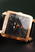 Bild in Galerie-Betrachter laden, Omega Cosmic 1951 Museum Collection Collector´s Series Number Two 57018000  Box + og. Papiere NOS NEVER WORN Rose Triple Date
