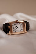 Bild in Galerie-Betrachter laden, Jaeger-LeCoultre Grande Reverso Ultra Thin Q2782520 Box + og. Papiere Rose
