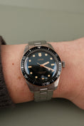 Bild in Galerie-Betrachter laden, Oris Divers Sixty-Five 0173377074357 Box + og. Papiere First Buyer's Receipt
