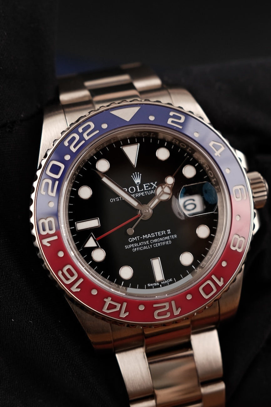 Rolex GMT-Master II Whitegold 116719BLRO Box + og. Papiere PEPSI Rolex Service Black Dial Oyster