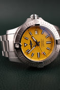 Load image into Gallery viewer, Breitling Avenger Seawolf A17319 Box + og. Papiere Automatic 45
