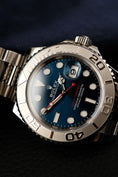 Carica l'immagine nel visualizzatore della galleria, Rolex Yachtmaster 40 126622 Box + og. Papiere Blue Dial
