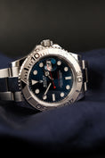 Carica l'immagine nel visualizzatore della galleria, Rolex Yachtmaster 40 126622 Box + og. Papiere Blue Dial
