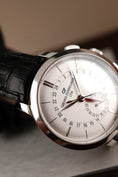 Bild in Galerie-Betrachter laden, Girard Perregaux 1966 49544-11-132-BB60 Box + og. Papiere Dual Time 40mm, SERVICED
