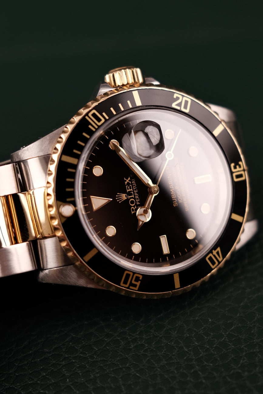 Rolex Submariner 16613 Box + og. Papiere Black Dial LC 100