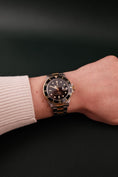 Bild in Galerie-Betrachter laden, Rolex Submariner 16613 Box + og. Papiere Black Dial LC 100
