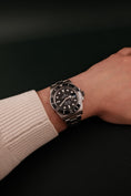 Carica l'immagine nel visualizzatore della galleria, Rolex Submariner Date 126610LN Box + og. Papiere NEW BOX, 2025, 99% New
