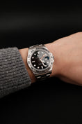 Bild in Galerie-Betrachter laden, Rolex Explorer II 226570 Box + og. Papiere Black Dial, NEW, 2023
