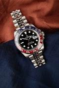 Charger l'image dans la visionneuse de la galerie, Rolex GMT-Master II "Pepsi" 126710BLRO Box + og. Papiere Jubilee, LC100, New, First Buyer's Invoice
