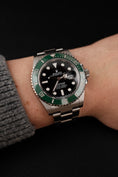 Bild in Galerie-Betrachter laden, Rolex Submariner Date 126610LV Box + og. Papiere Starbucks MK I
