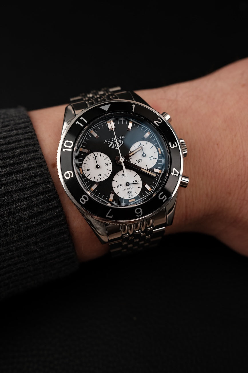 Tag Heuer Autavia CBE2110.BA0687 Box + og. Papiere