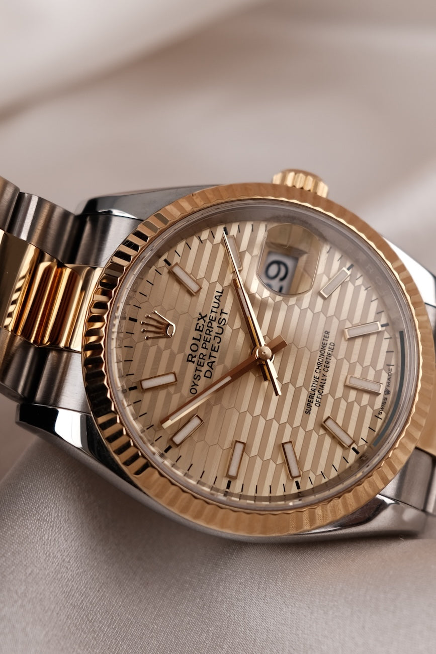 Rolex Rolex Datejust 36 126233 Box + og. Papiere Champagne Motif Dial, Oyster