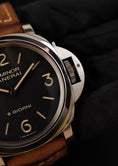 Cargar la imagen en la vista de la galería, Panerai Luminor Base 8 Giorni PAM00914  Box + og. Papiere 8 Days Power Reserve
