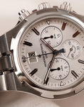 Charger l'image dans la visionneuse de la galerie, Vacheron Constantin Overseas Chronograph 49140 Original Papiere Mint Condition Silver Dial No Stretch
