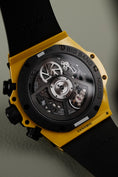 Cargar la imagen en la vista de la galería, Hublot Big Bang Unico 441.CY.471Y.RX Box + og. Papiere Yellow Magic, Limited Edition 250 Pieces, First Buyer's Invoice
