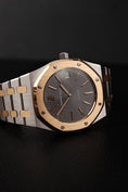 Carica l'immagine nel visualizzatore della galleria, Audemars Piguet Royal Oak Jumbo 5402SA Service Papers/Extrakt AP Certification + Extract, SERVICED by AP, Crazy Condition
