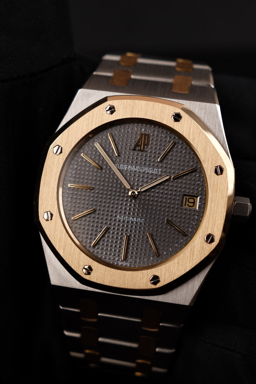 Audemars Piguet Royal Oak Jumbo 5402SA Service Papers/Extrakt AP Certification + Extract, SERVICED by AP, Crazy Condition