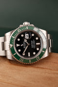 Cargar la imagen en la vista de la galería, Rolex Submariner Date 126610LV Box + og. Papiere Starbucks MK I
