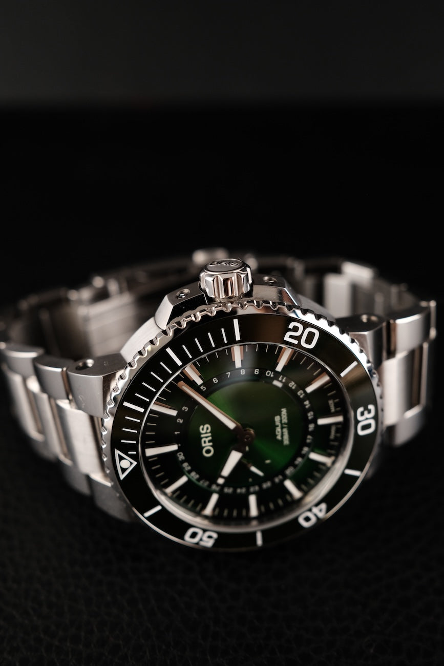 Oris Aquis Dat Watt 0174377344187 Original Papiere HANGANG LIMITED EDITION, Green Dial, LC DE